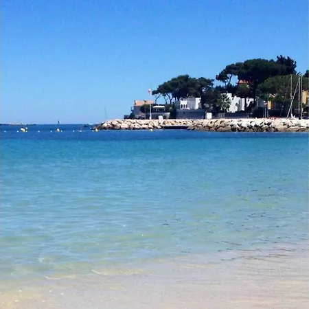 Meuble Proche Plages Et Vieille Apartment